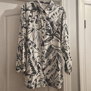Chico's Women's 100% Linen Black And White Leaf Print Long Sleeve Shirt Sz 3